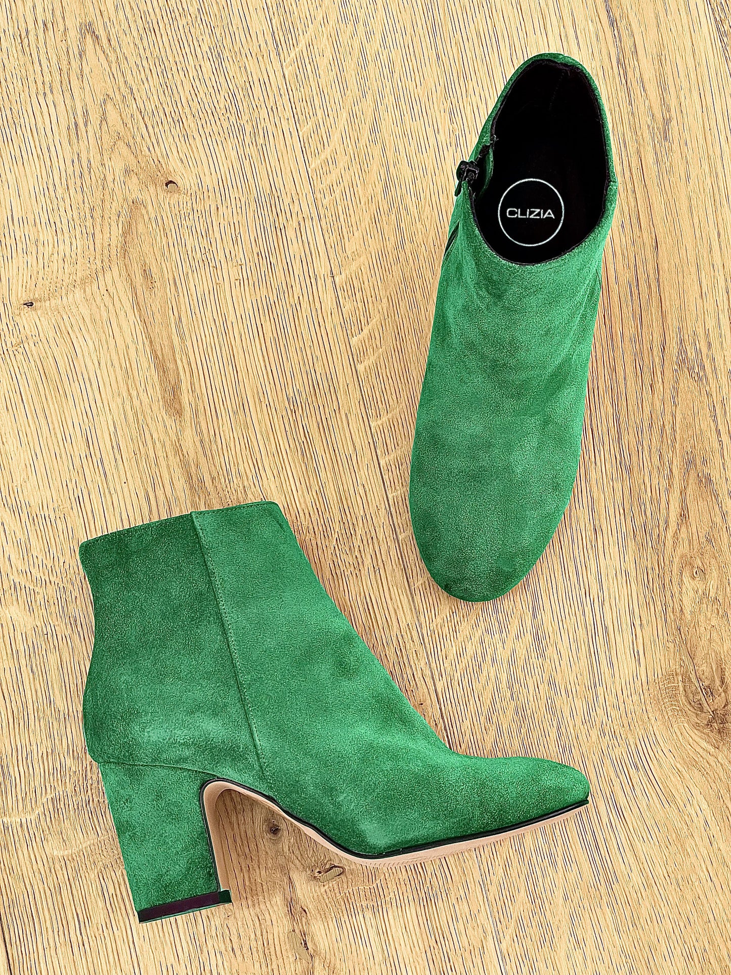 GREEN SUEDE ROME